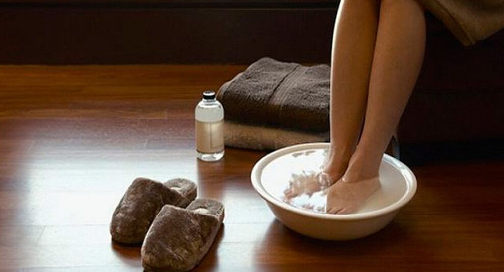 disinfezione dell'ovvio e pediluvio per funghi